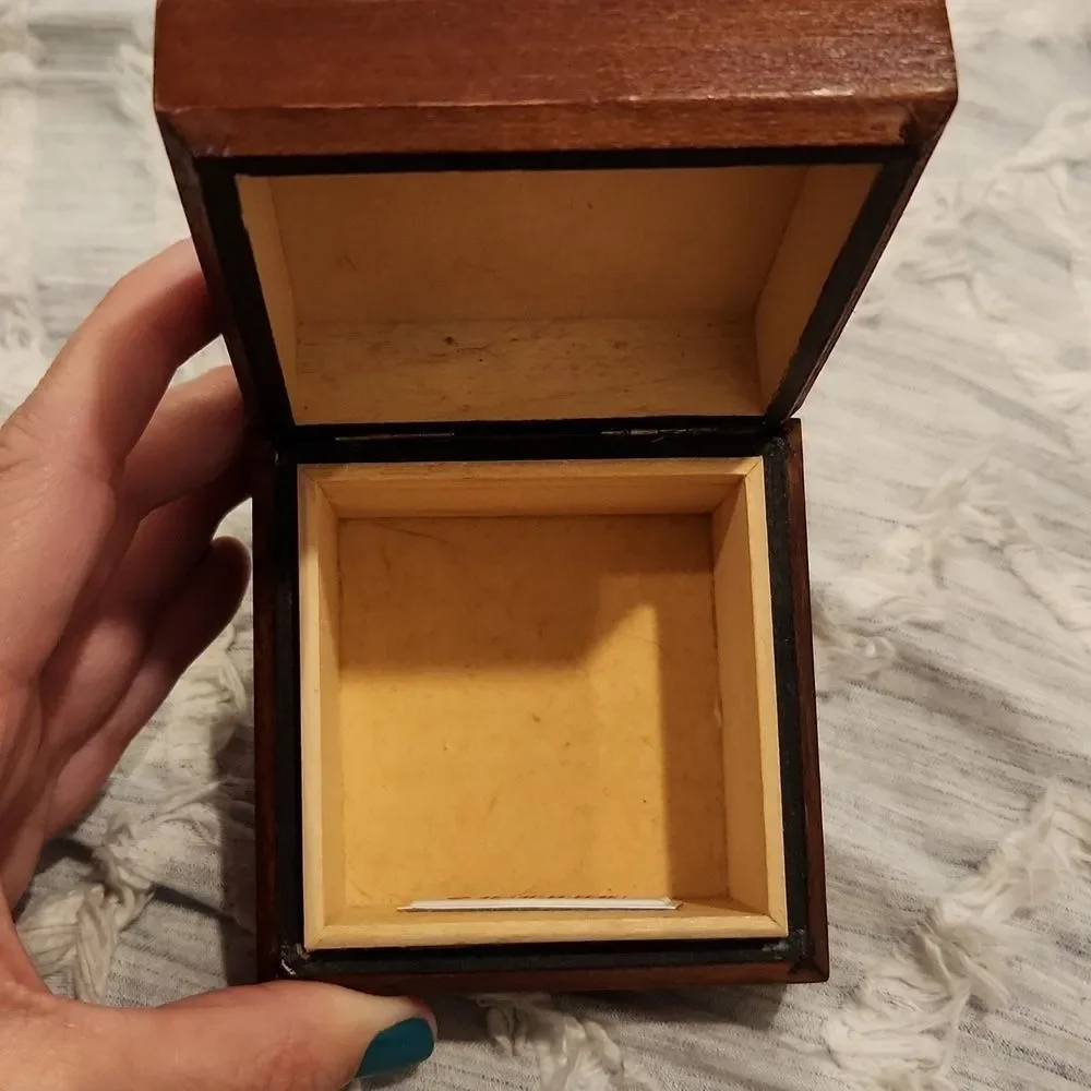 Skull and cross bones wooden trinket box!